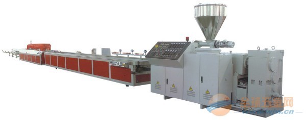 防腐防潮地板機(jī)械設(shè)備的創(chuàng)新與價(jià)值——探索技術(shù)轉(zhuǎn)讓的全球機(jī)遇